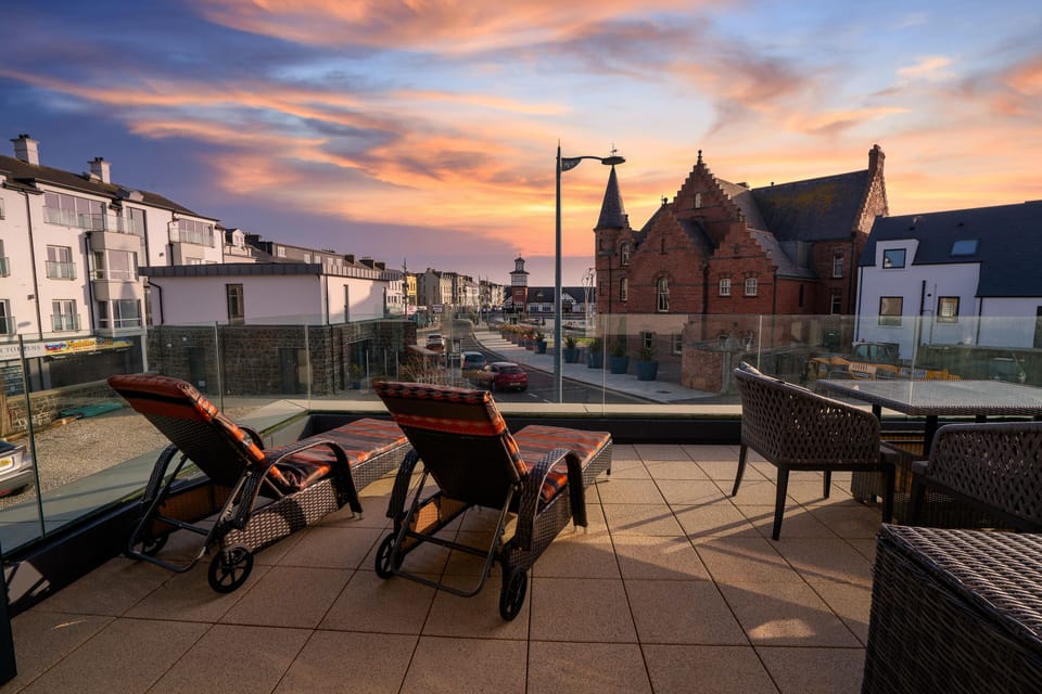 Junior Suite, Balcony (with private hot tub) | Terrace/patio