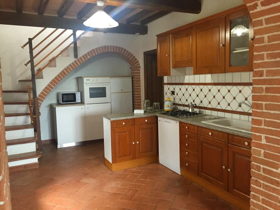 Villa, 2 Bedrooms | Private kitchen | Full-size fridge, microwave, oven, stovetop