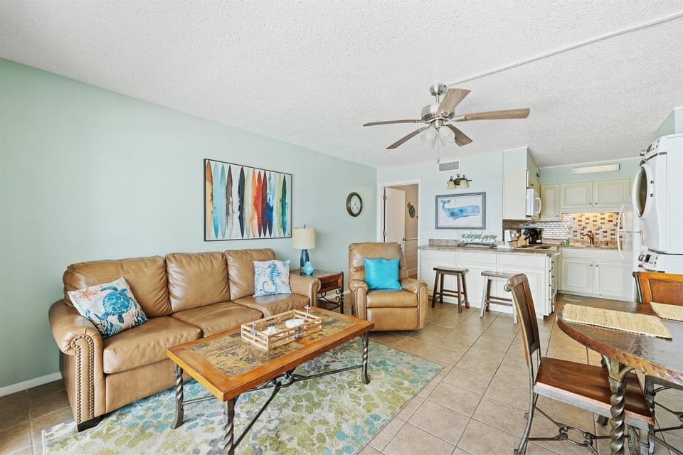 Condo, 1 King Bed with Sofa bed (The Summit 921) | 1 bedroom, iron/ironing board, bed sheets