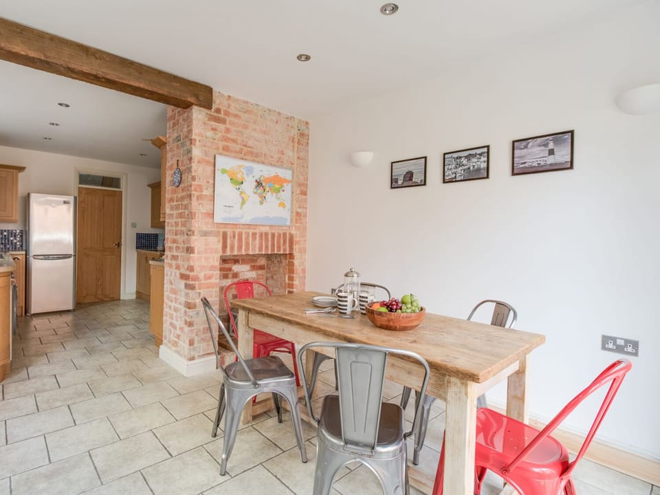 Cottage | Interior