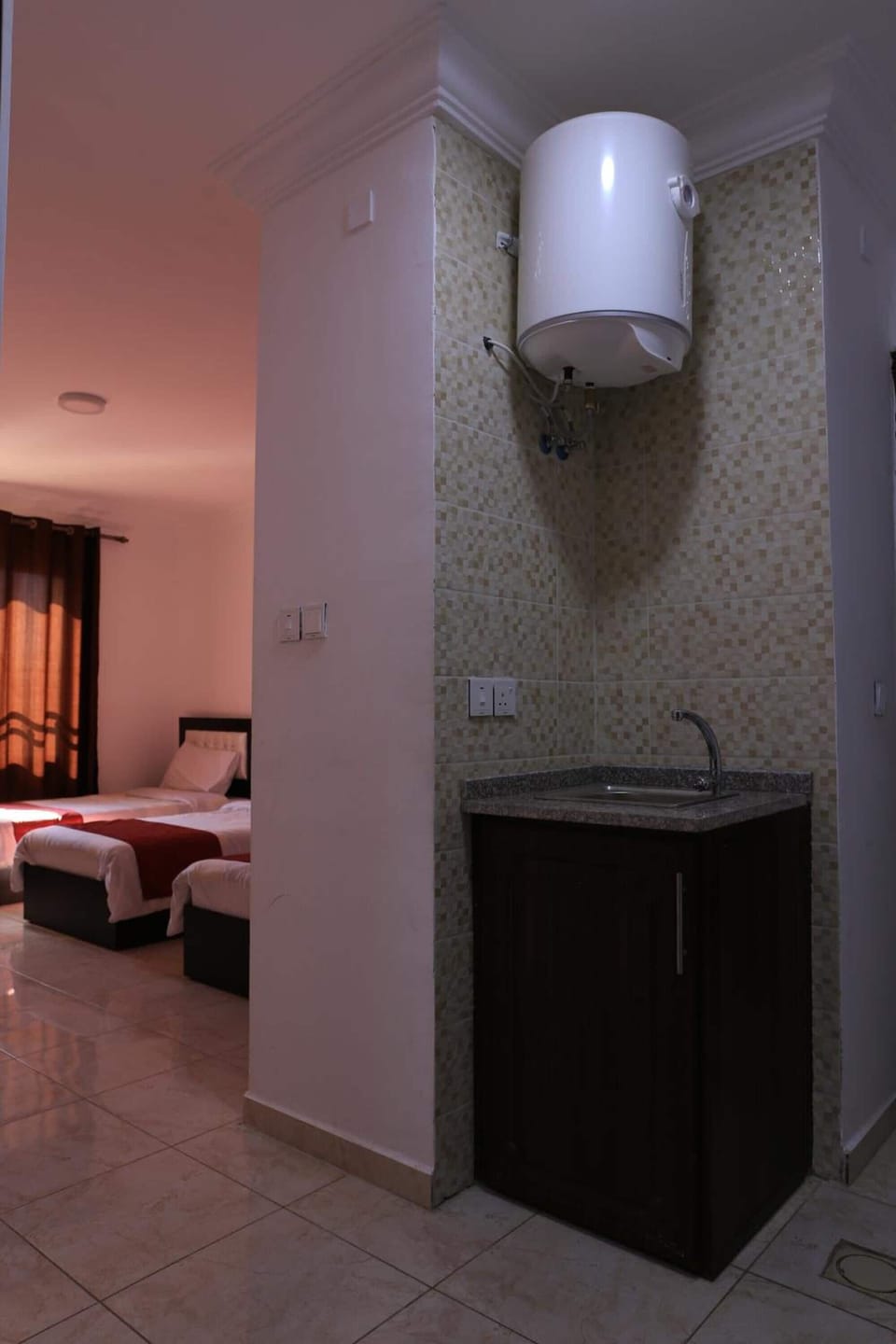 Shower, hydromassage showerhead, hair dryer, slippers