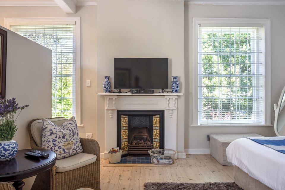 Upstairs Suite | In-room safe, individually decorated, individually furnished, desk