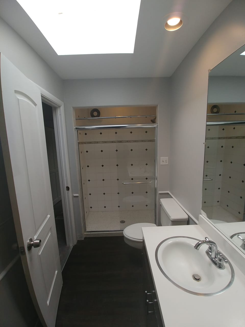Ensuite Primary Bathroom with walk-in shower