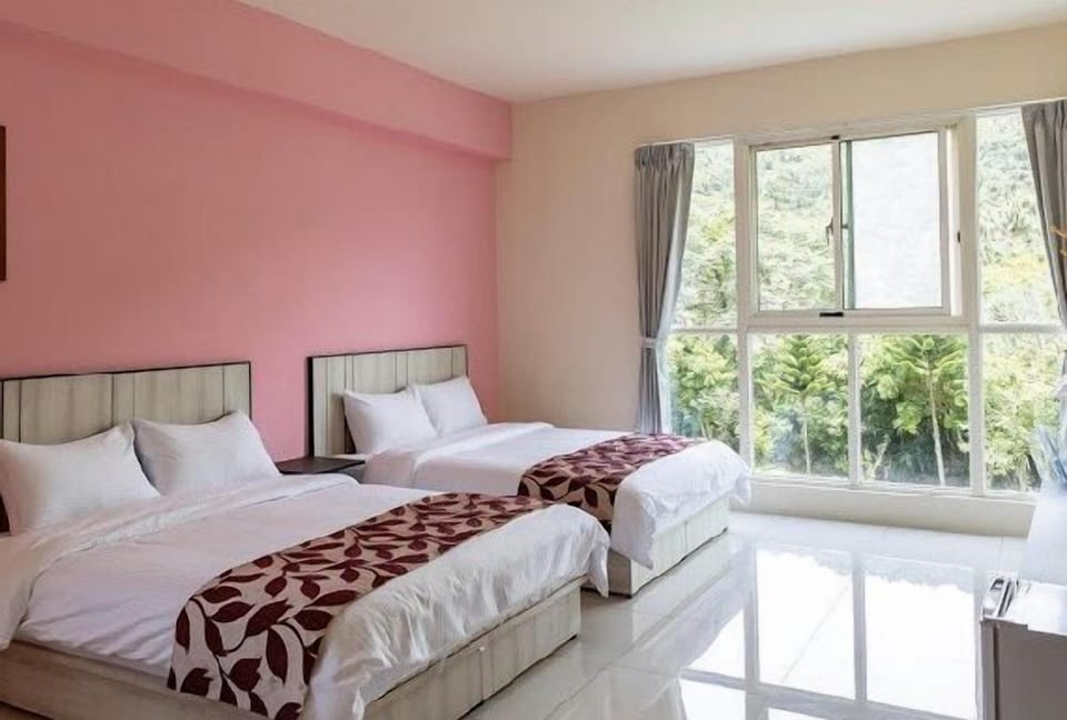 Blackout drapes, soundproofing, free WiFi, bed sheets