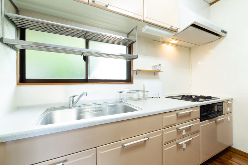 Panoramic Villa | Private kitchen | Fridge, microwave, stovetop, electric kettle