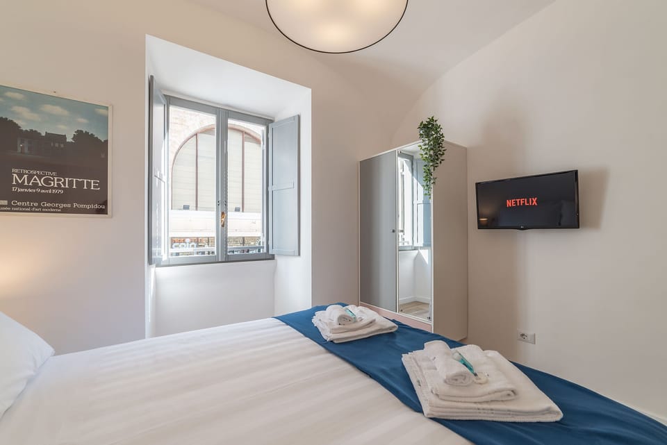 Double Room | Laptop workspace, soundproofing, iron/ironing board, free WiFi