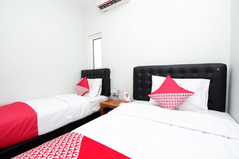 Standard Twin Room | Free WiFi, bed sheets