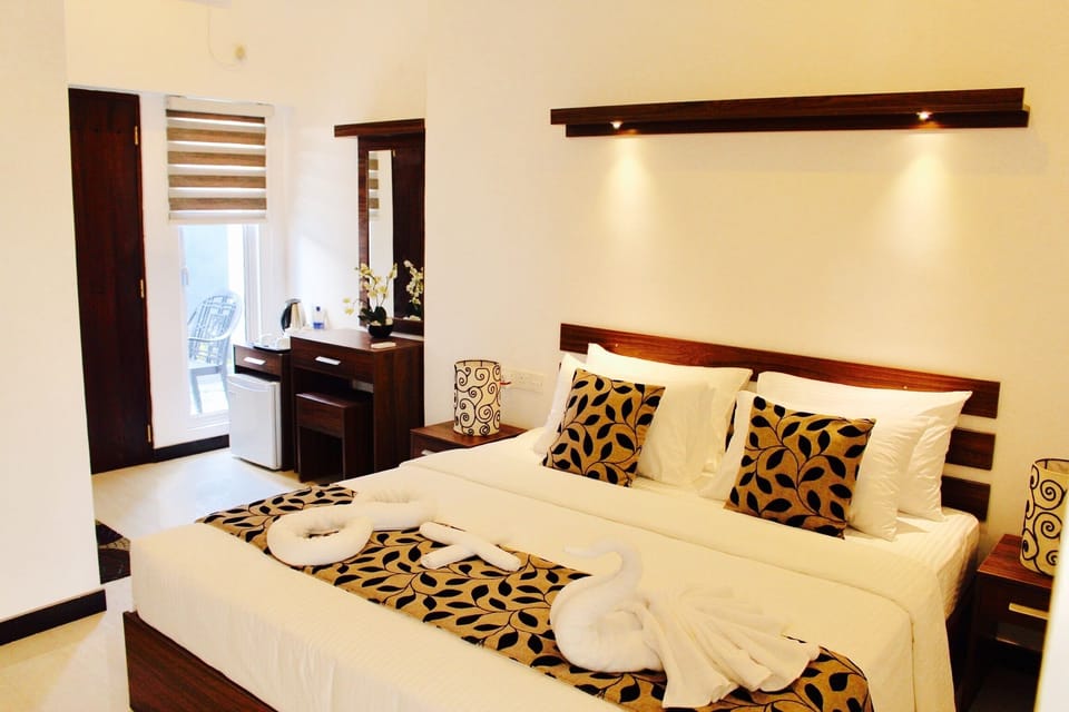 Deluxe Room | Premium bedding, individually decorated, individually furnished, desk