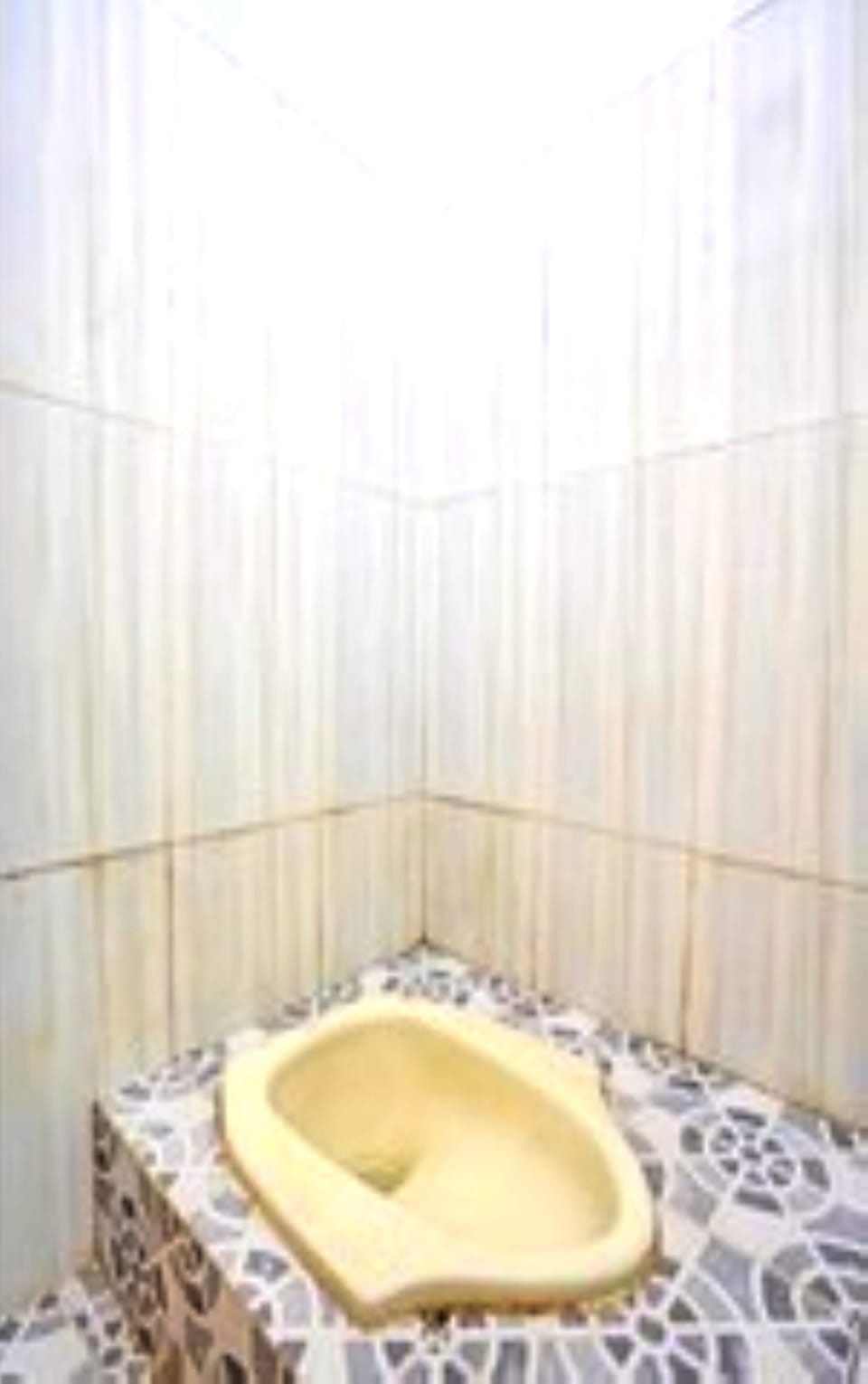Economy Double Room | Bathroom | Shower, towels