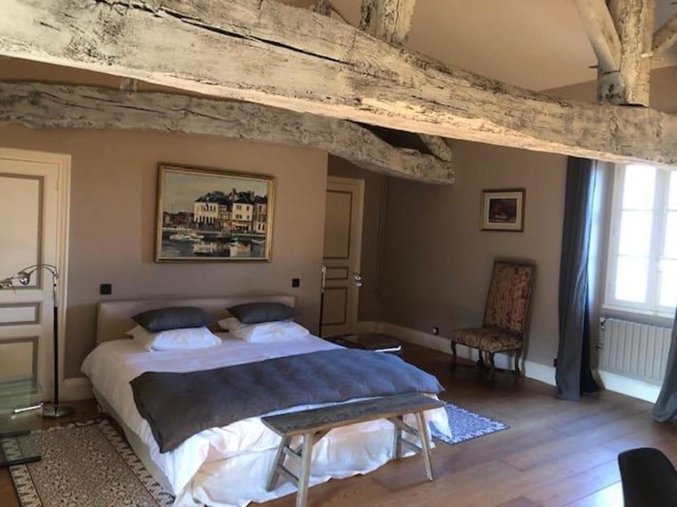 Deluxe Double Room | Desk, free WiFi, bed sheets