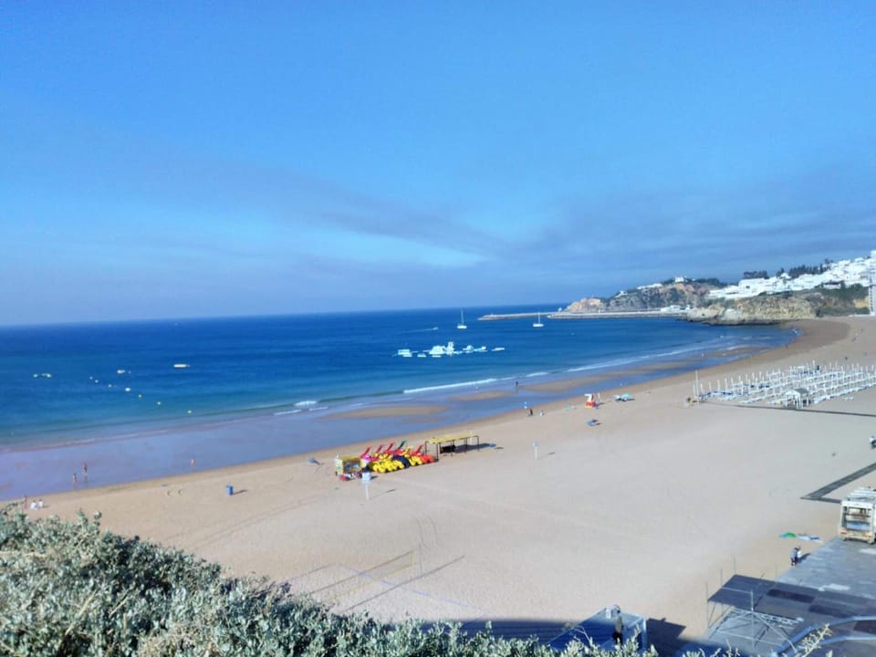 Albufeira Beach Hotel Hotel in Albufeira
