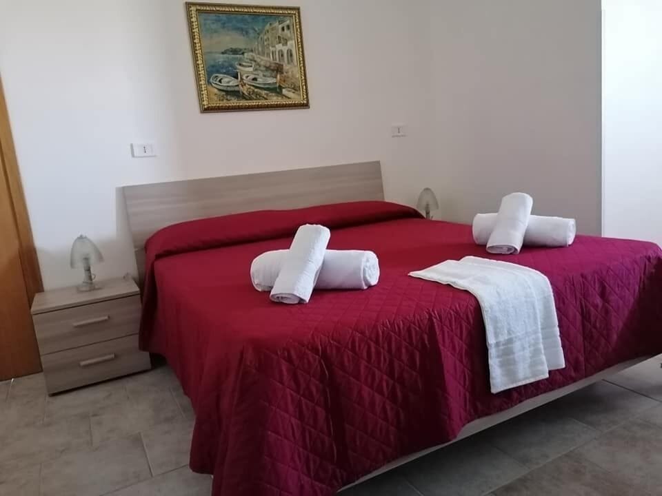 Double Room | Minibar, desk, iron/ironing board, cribs/infant beds