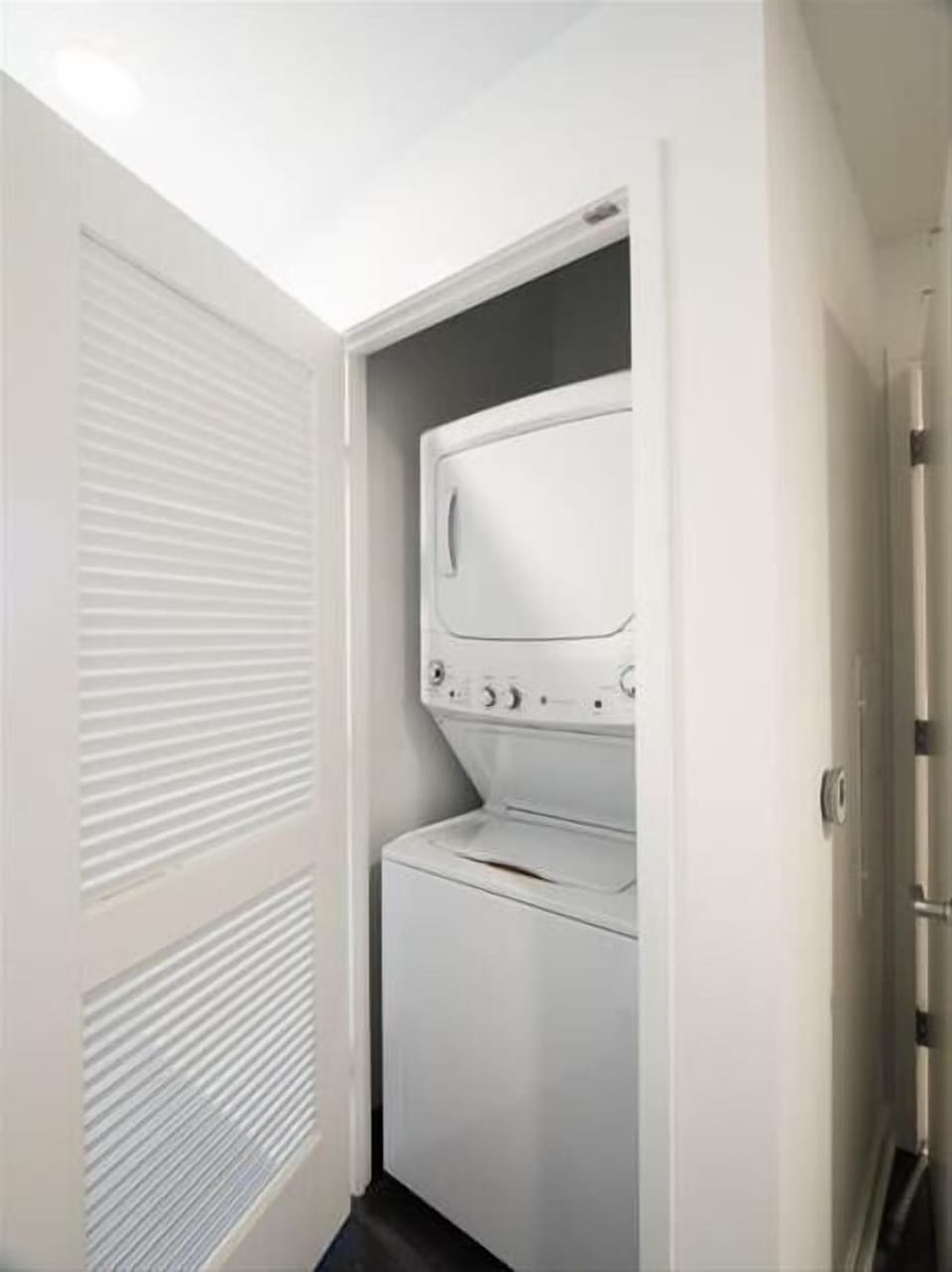 Herndon/Reston Reston 1 Bedroom Misc.