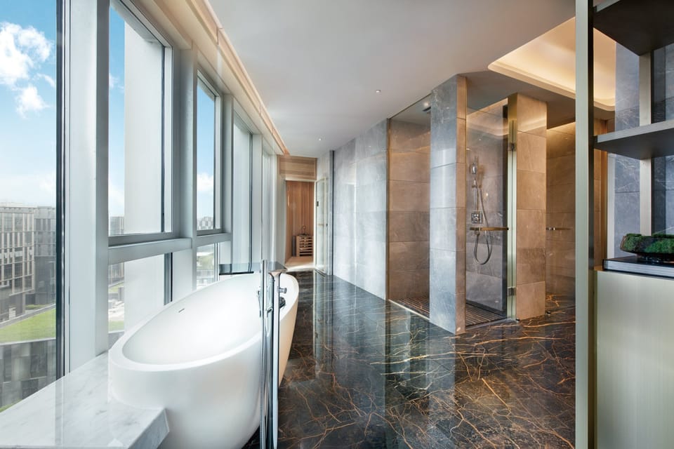 Royal Suite, 1 Queen Bed | Premium bedding, down comforters, pillowtop beds, minibar