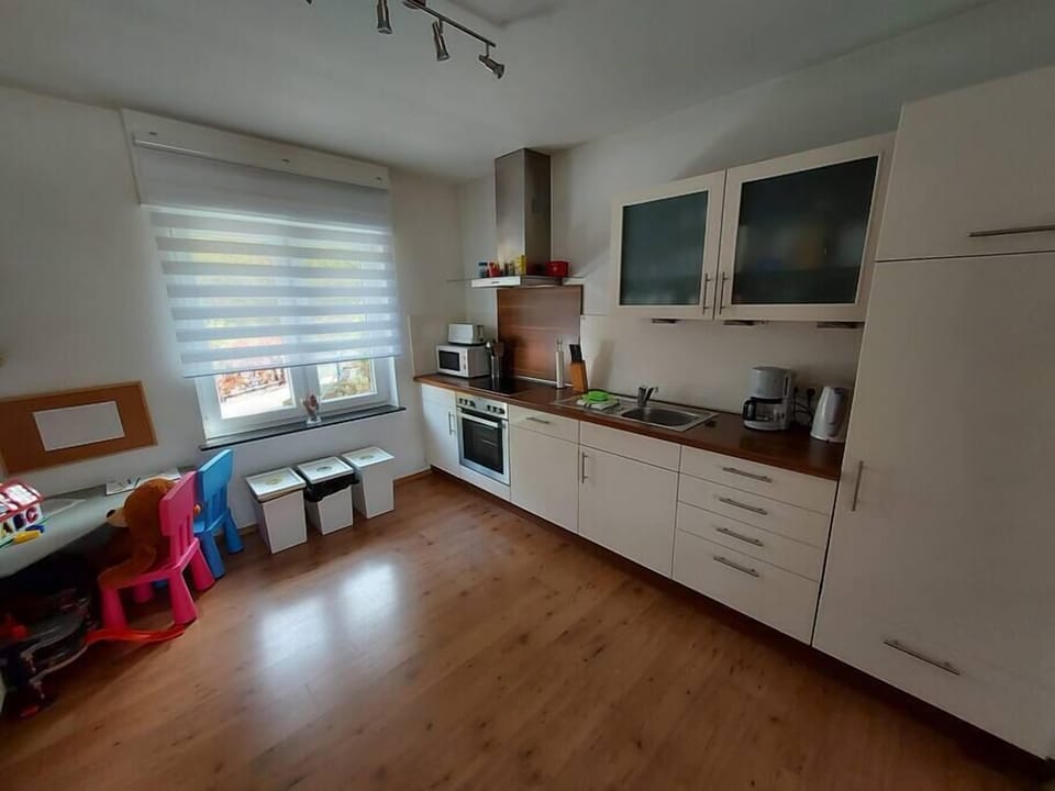 Fd1aaf10 b01a 4716 8599 aaf49a789932