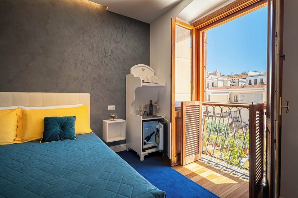 Superior Double Room (Ginevra) | Egyptian cotton sheets, premium bedding, memory foam beds, minibar