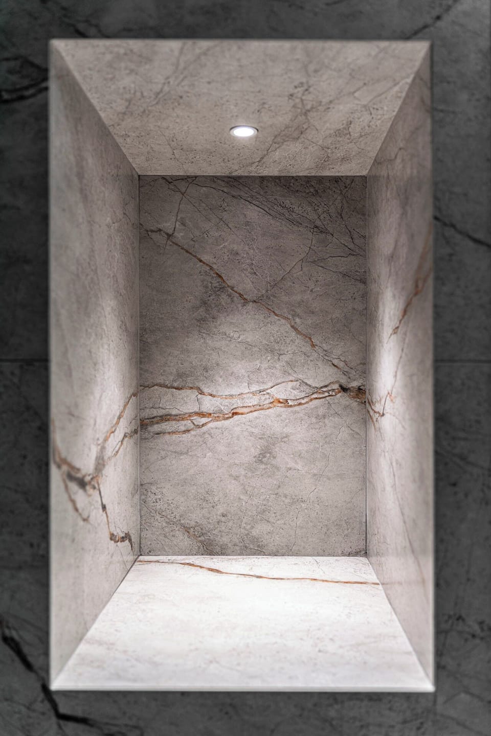 Doppia Superior (Julien) | Bathroom | Shower, rainfall showerhead, free toiletries, hair dryer