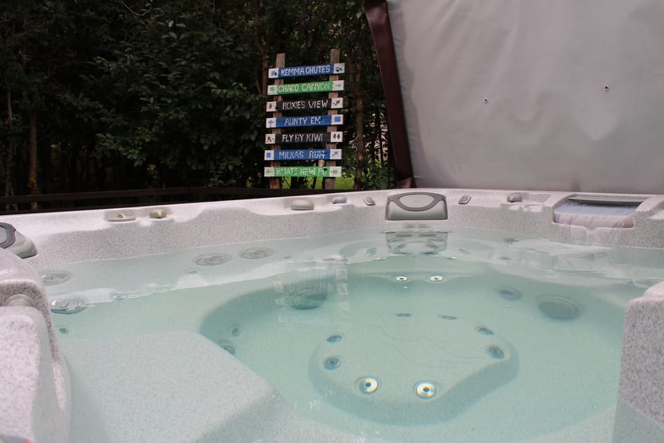 Has UV Sterilization and 52 Acupressure jets, bubblers and a waterfall