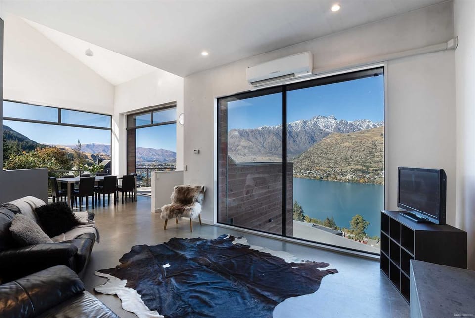 Private  3 Bedroom House | Interior