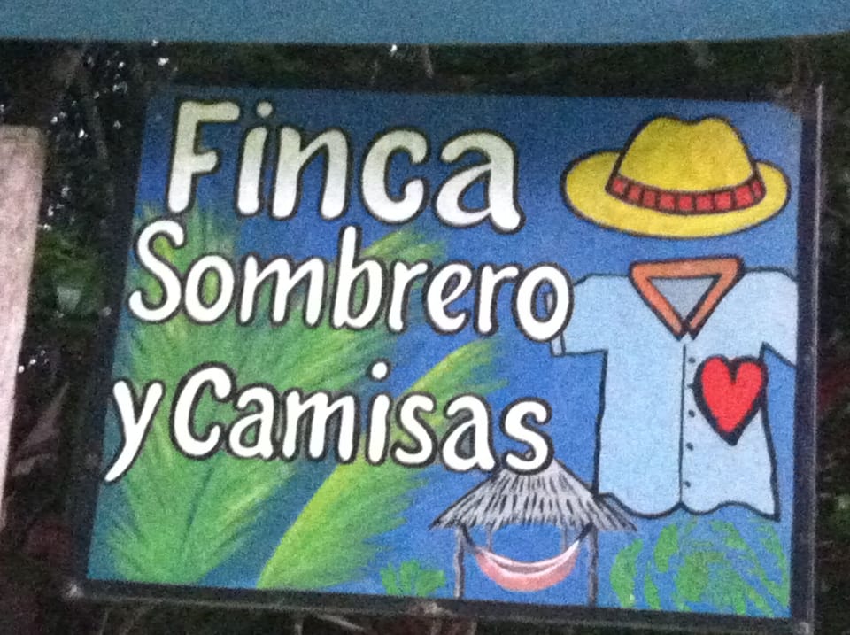 Finca Sombrero y Camisas