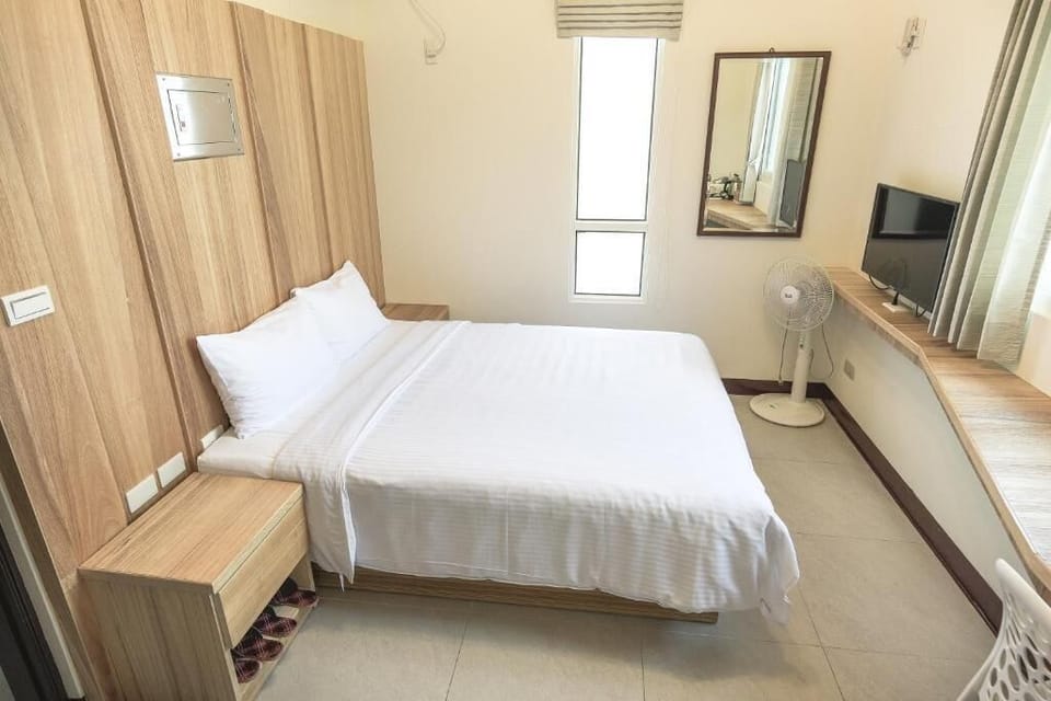 Standard Double Room | Desk, free WiFi