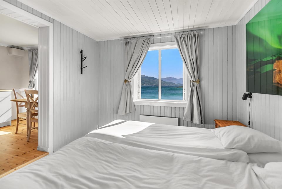 Family Room, 1 Double Bed, Non Smoking (with Sofabed) | Premium bedding, pillowtop beds, individually decorated