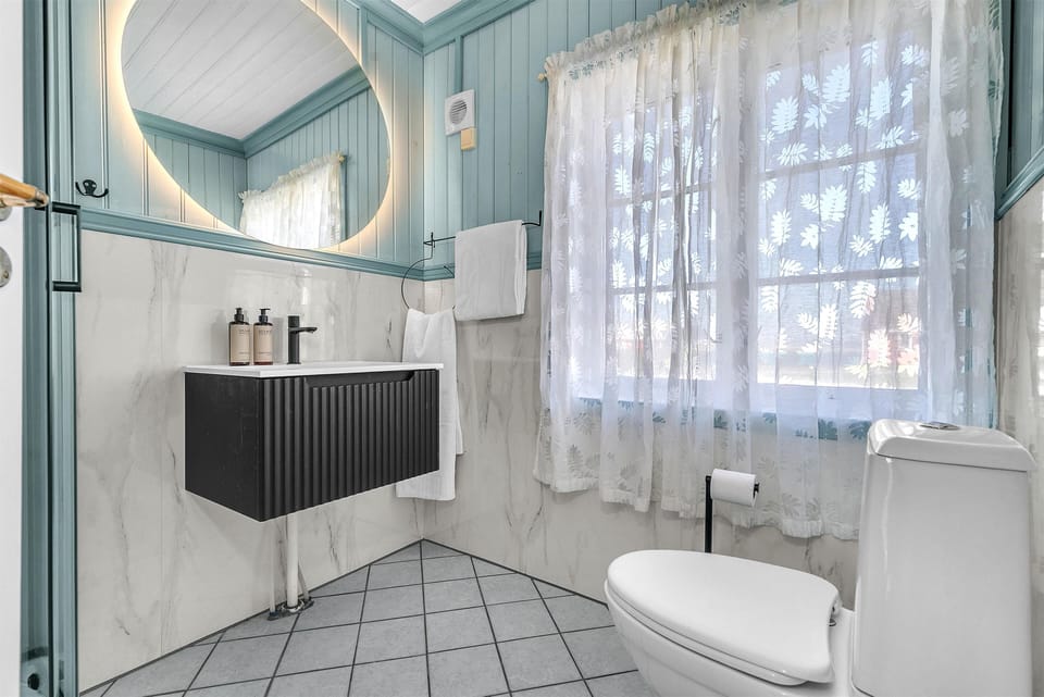 Family Room, 1 Double Bed, Non Smoking (with Sofabed) | Bathroom | Shower, rainfall showerhead, designer toiletries, hair dryer