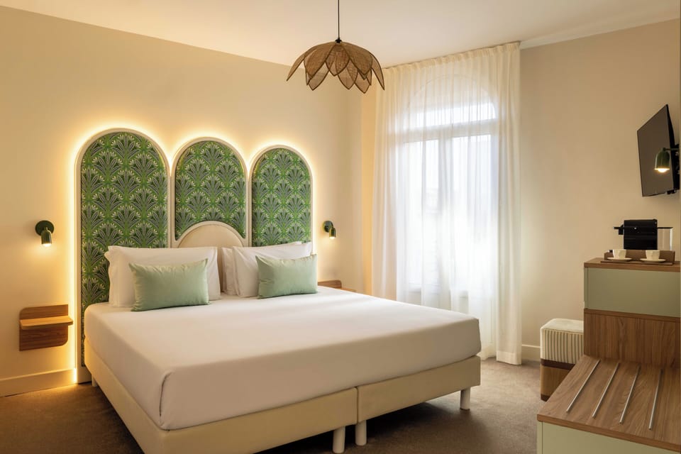 Superior Double or Twin Room, City View | Premium bedding, in-room safe, desk, soundproofing