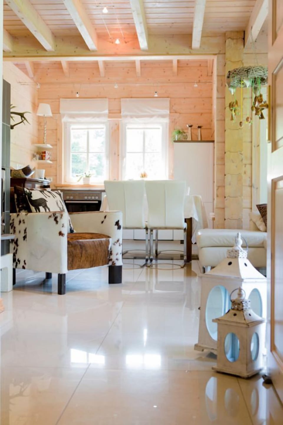 Vacation Home | Living room | TV