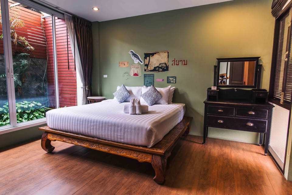 Family Suite, 2 Bedrooms | Premium bedding, free minibar, in-room safe, blackout drapes