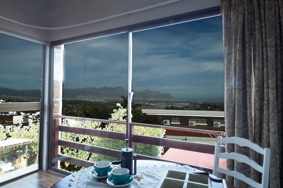 Room (with view) | Individually decorated, individually furnished, laptop workspace