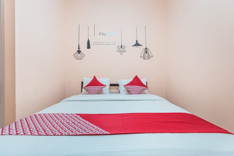 Standard Double Room | Desk, free WiFi, bed sheets