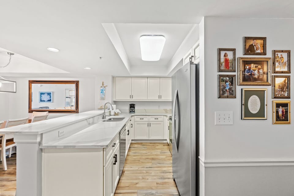 fully equipped kitchen 