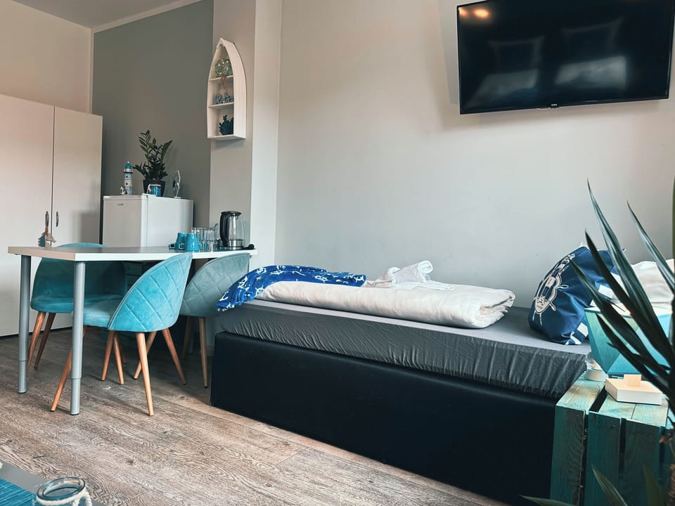 Classic Single Room | Desk, laptop workspace, soundproofing, free WiFi