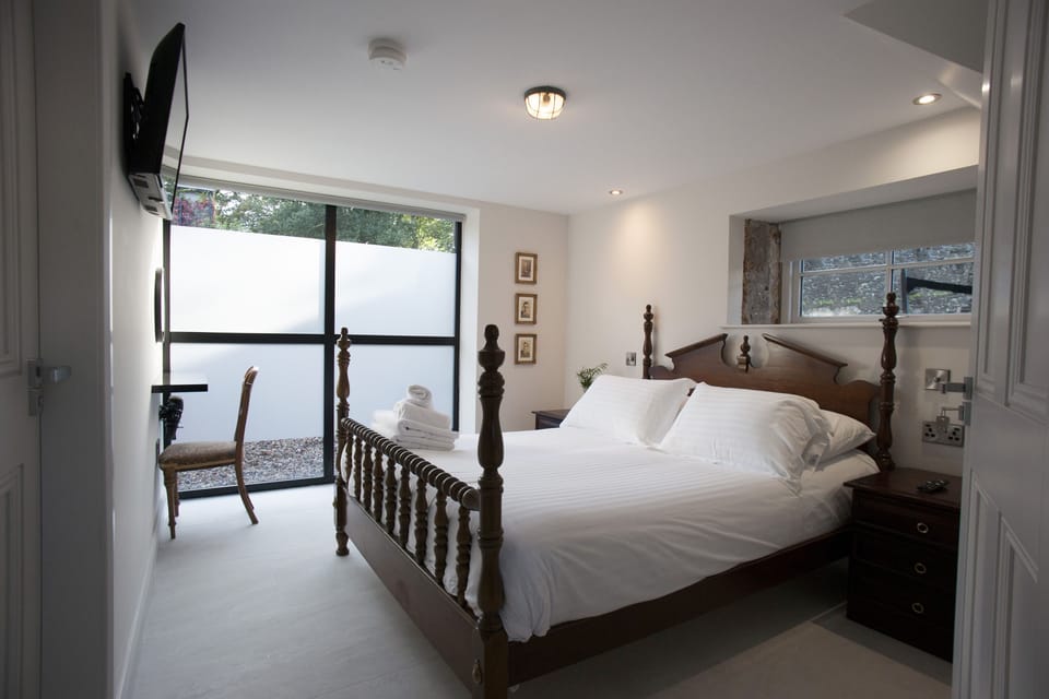 Exclusive Barn | 4 bedrooms, Frette Italian sheets, premium bedding, Select Comfort beds