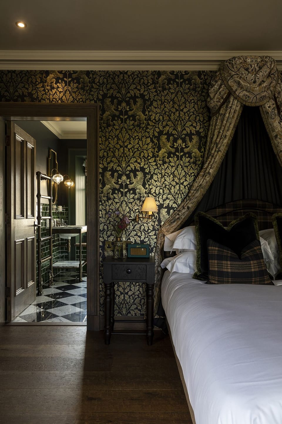 Superior King Room | Free WiFi