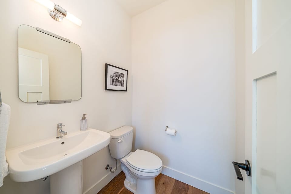 Powder Room / Main Leve