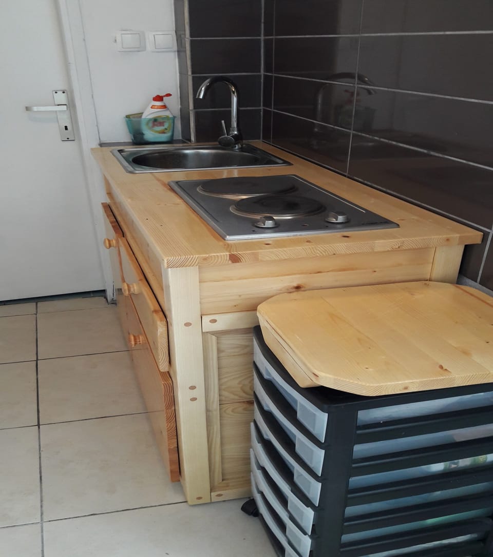 Private kitchenette