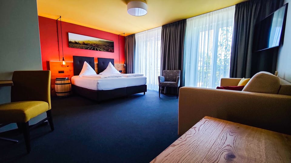Studio, Garden View | Premium bedding, individually decorated, desk, laptop workspace