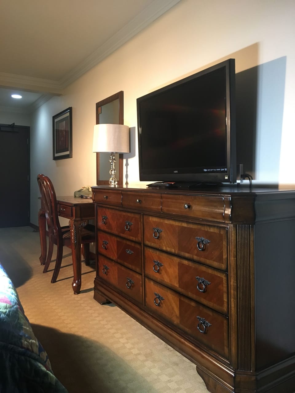 Acorn Motor Inn Hotel in Oak Harbor