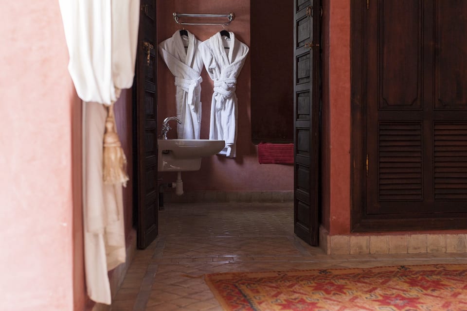 Junior Suite, Private Bathroom | Premium bedding, in-room safe, individually decorated