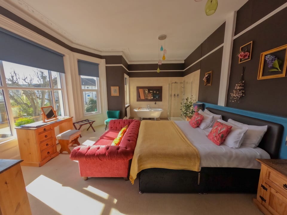 Luxury Suite, Ensuite, City View (Luxury Suite)