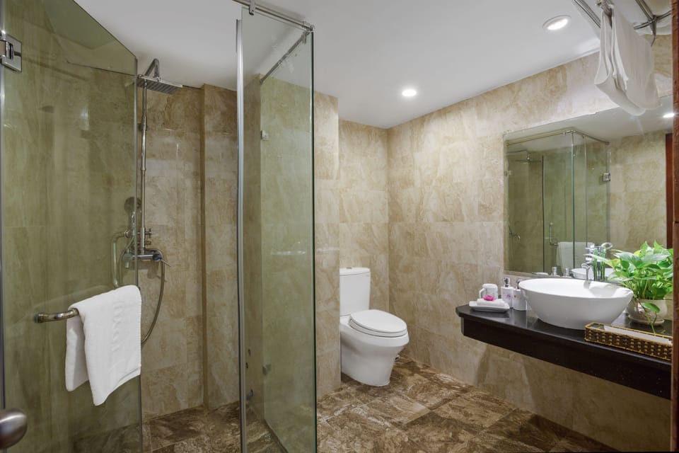 Shower, free toiletries, hair dryer, bathrobes