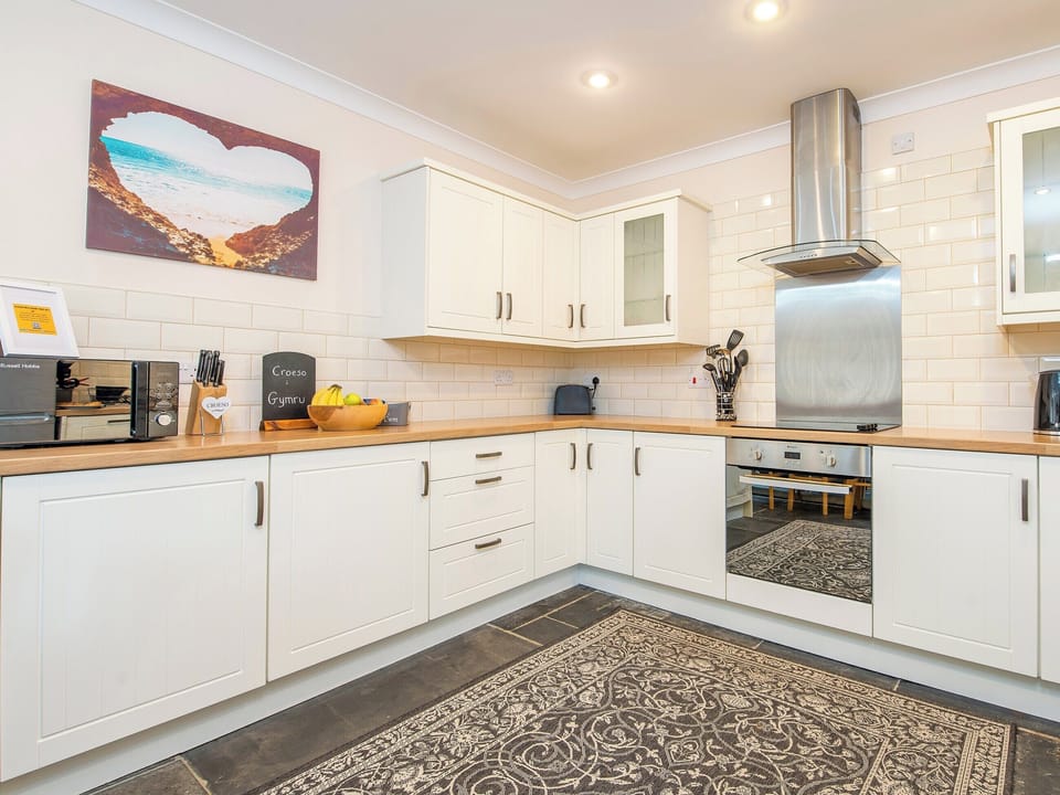 Kitchen | Golwg y Cwm, Cilrhedyn, near Newcastle Emlyn