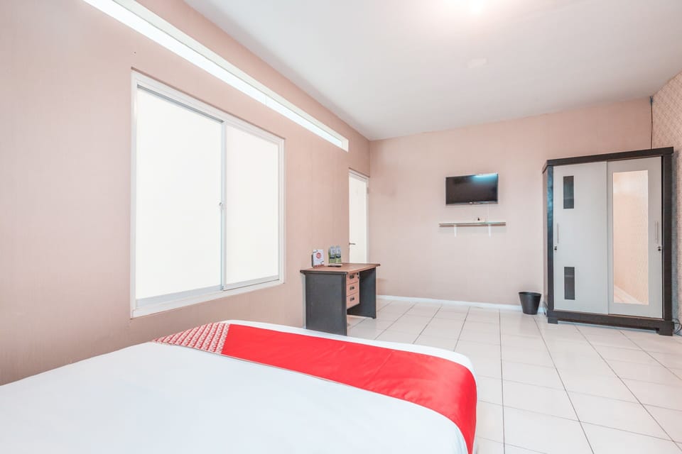 Deluxe Double Room | Free WiFi, bed sheets