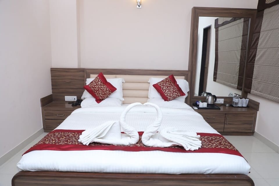 Superior Room | In-room safe, individually furnished, iron/ironing board, free WiFi