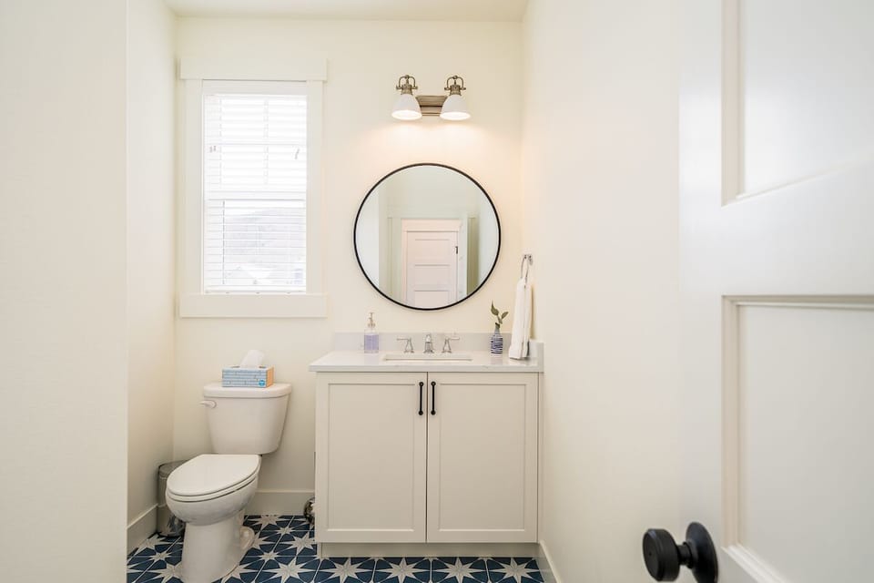 Powder room