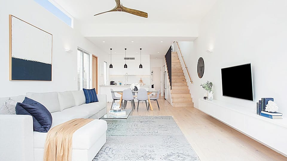 Discover a perfect blend of luxury, comfort, and modern amenities, creating an unforgettable stay in the heart of Bondi Beach