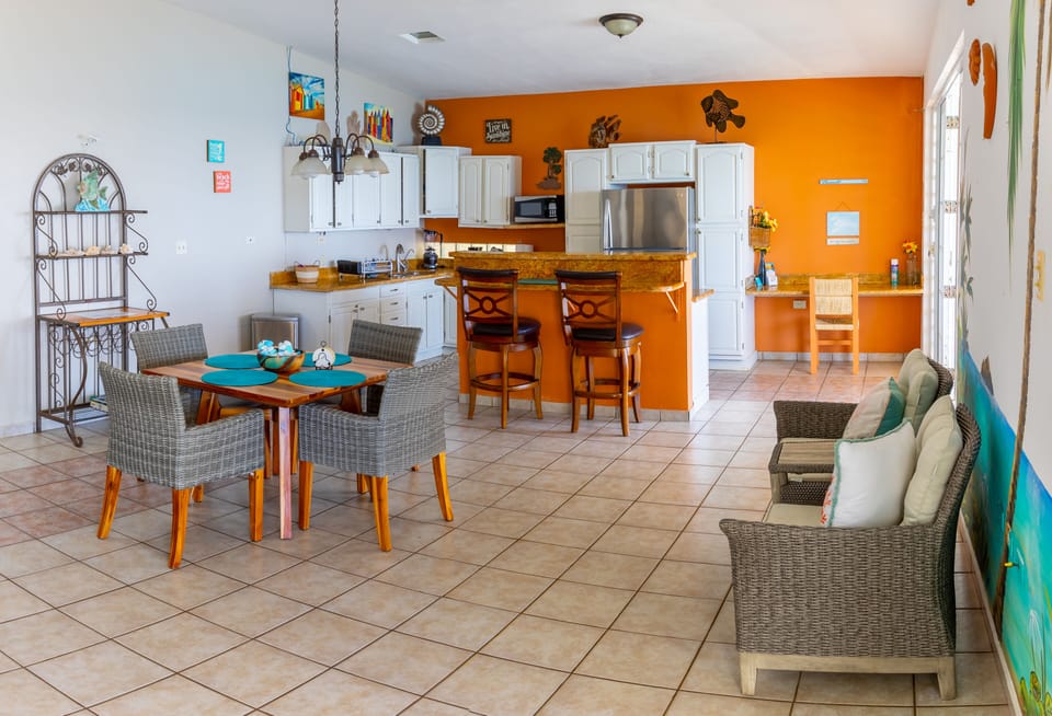 Superior Villa, 2 Bedrooms, Balcony, Oceanfront | Living area