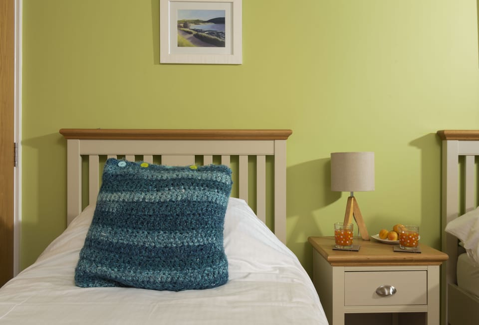 Triskel, St Agnes. Bedroom two with twin beds